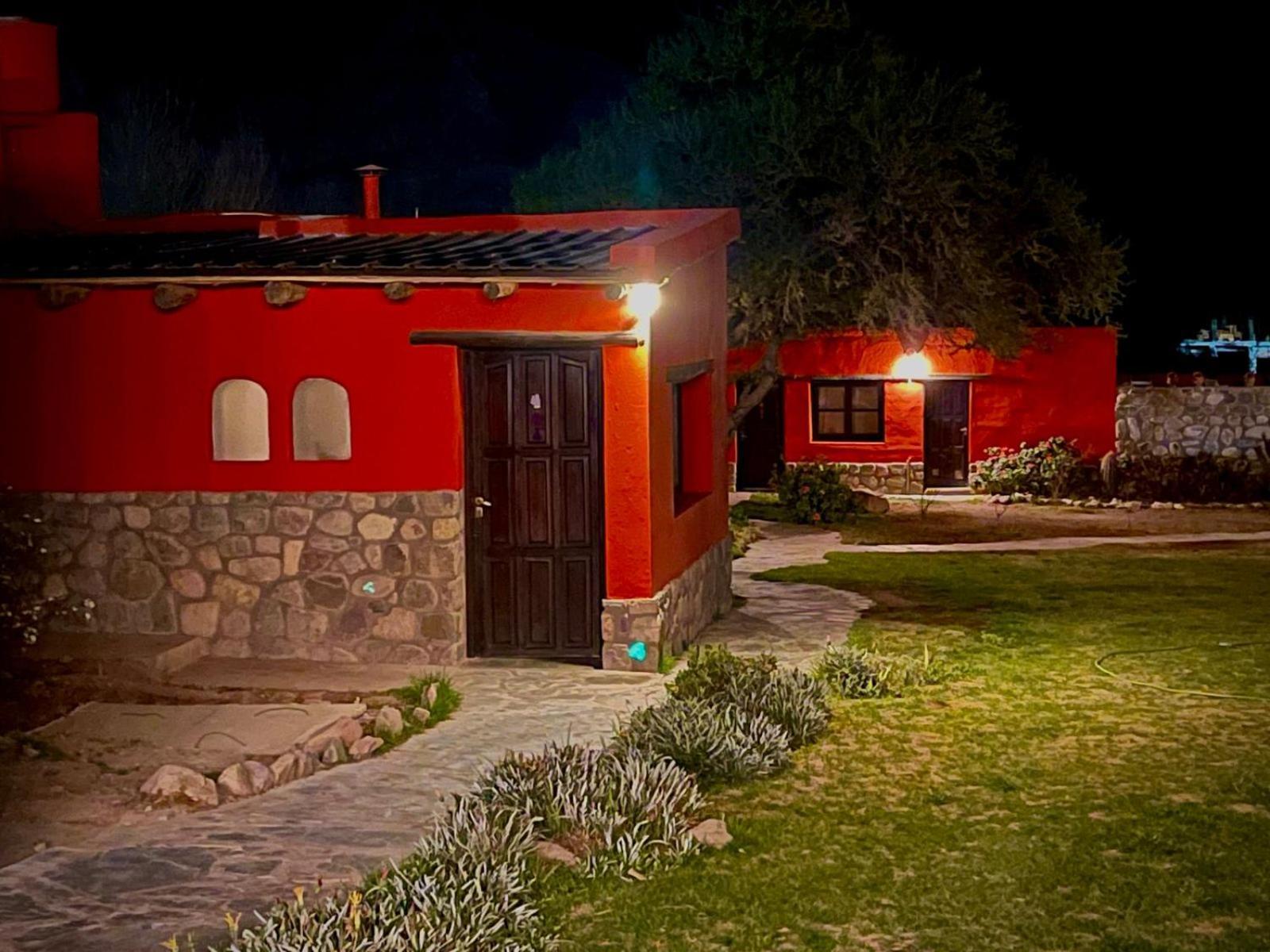 Posada Con Los Angeles ティルカラ エクステリア 写真